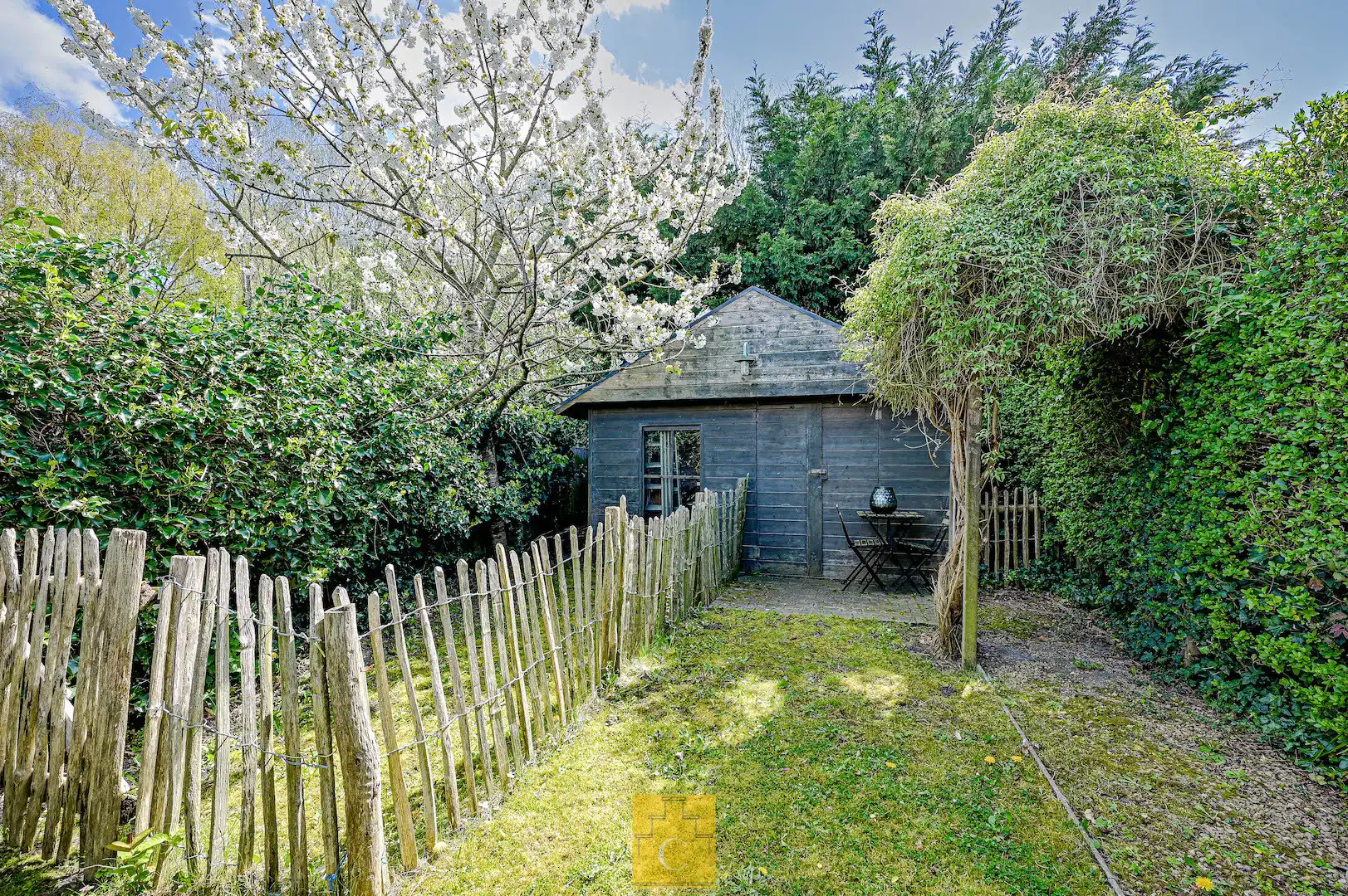 Sfeervolle gezinswoning met garage en tuin in het charmante Lissewege foto 9