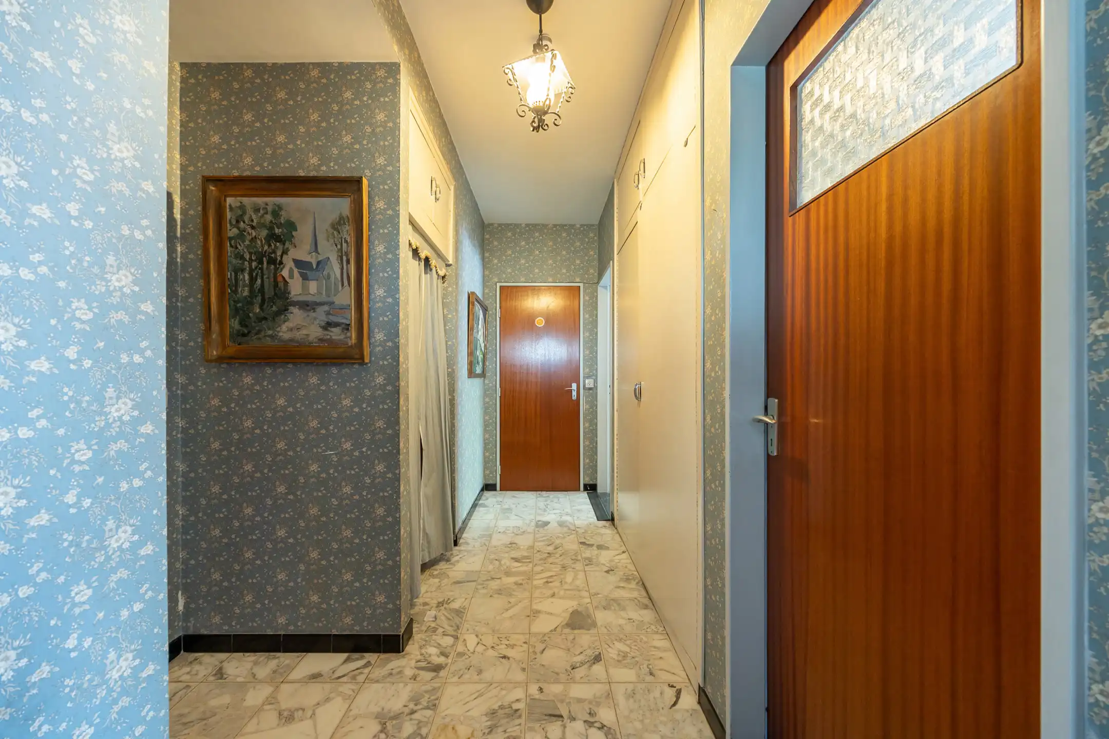 Gelijkvloers appartement met drie slaapkamers en terras foto 9