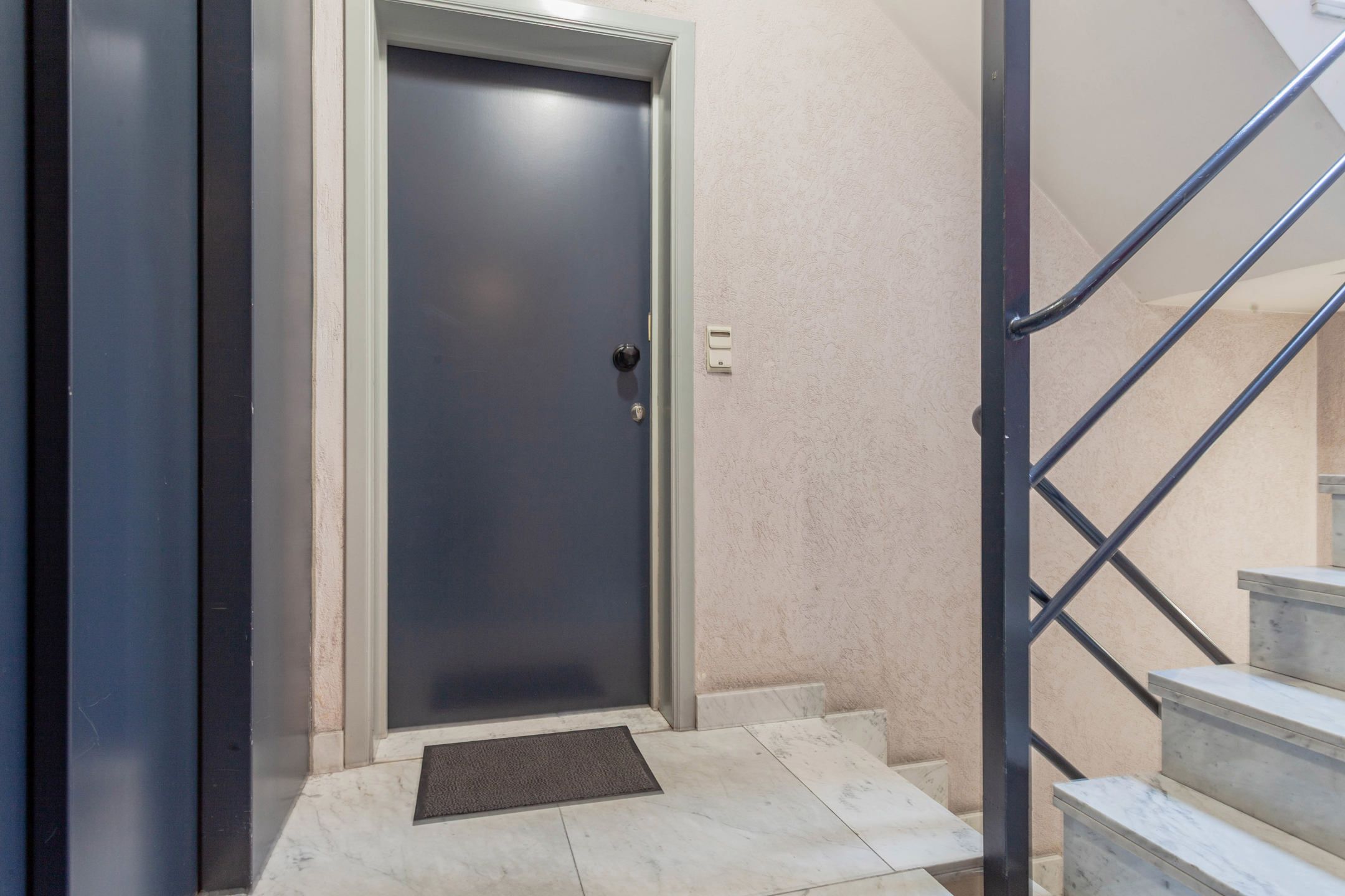 Lichtrijk 2-slaapkamerappartement met zonnig terras foto 23