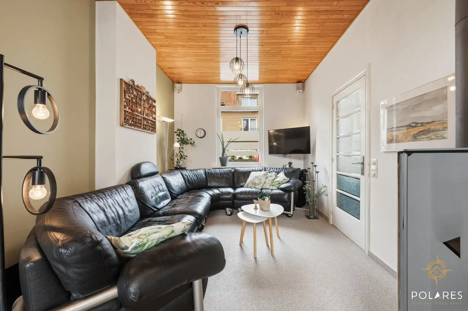 Ruime woning met 4 slaapkamers op toplocatie foto 4