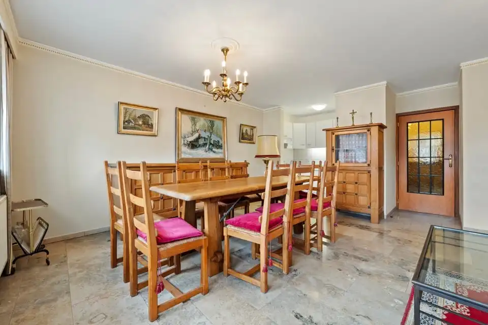 TWEE SLAAPKAMER APPARTEMENT OP DE GROTE MARKT IN SINT-TRUIDEN foto 7