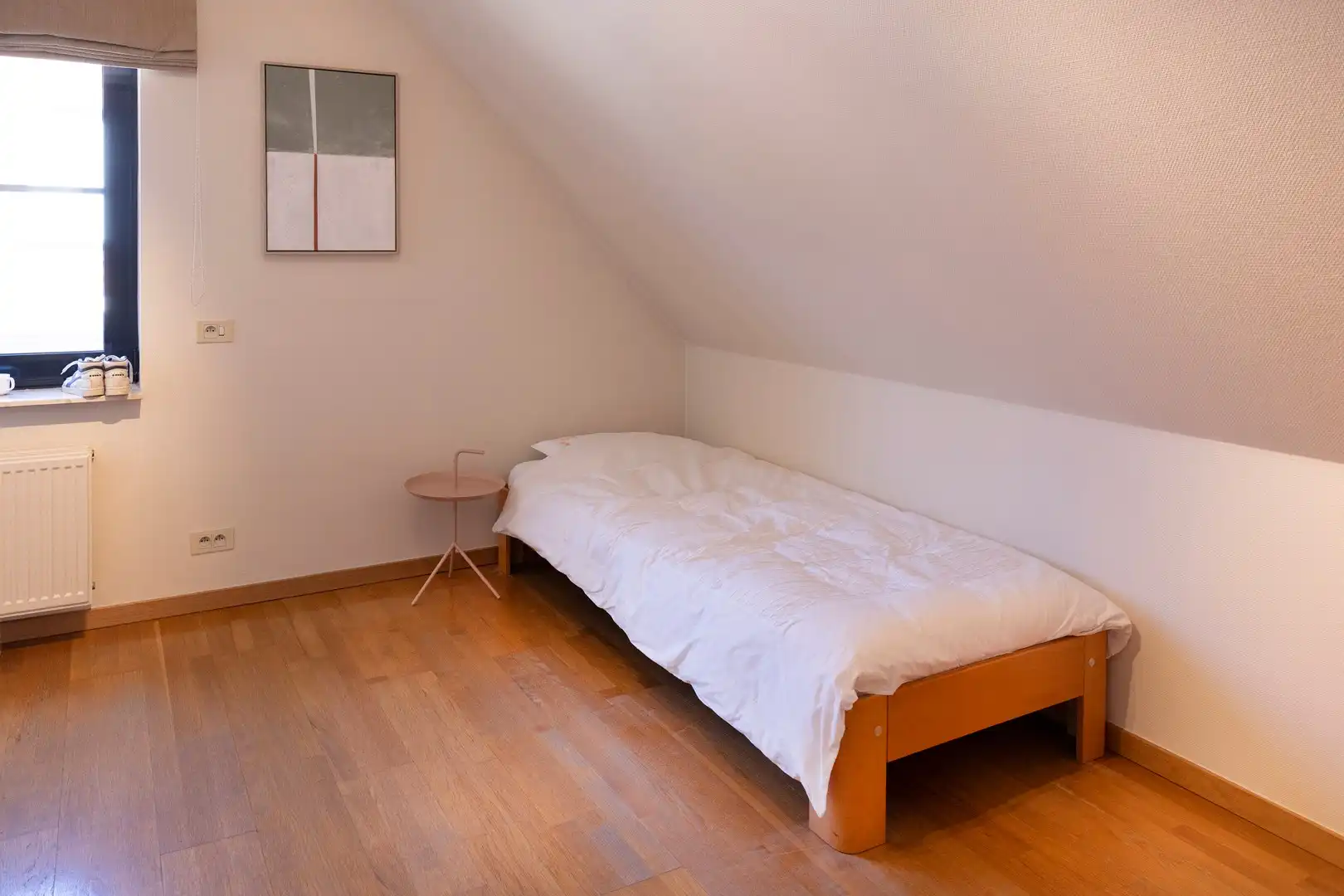 Ruime, goed onderhouden villa met extra polyvalente ruimte. foto 16