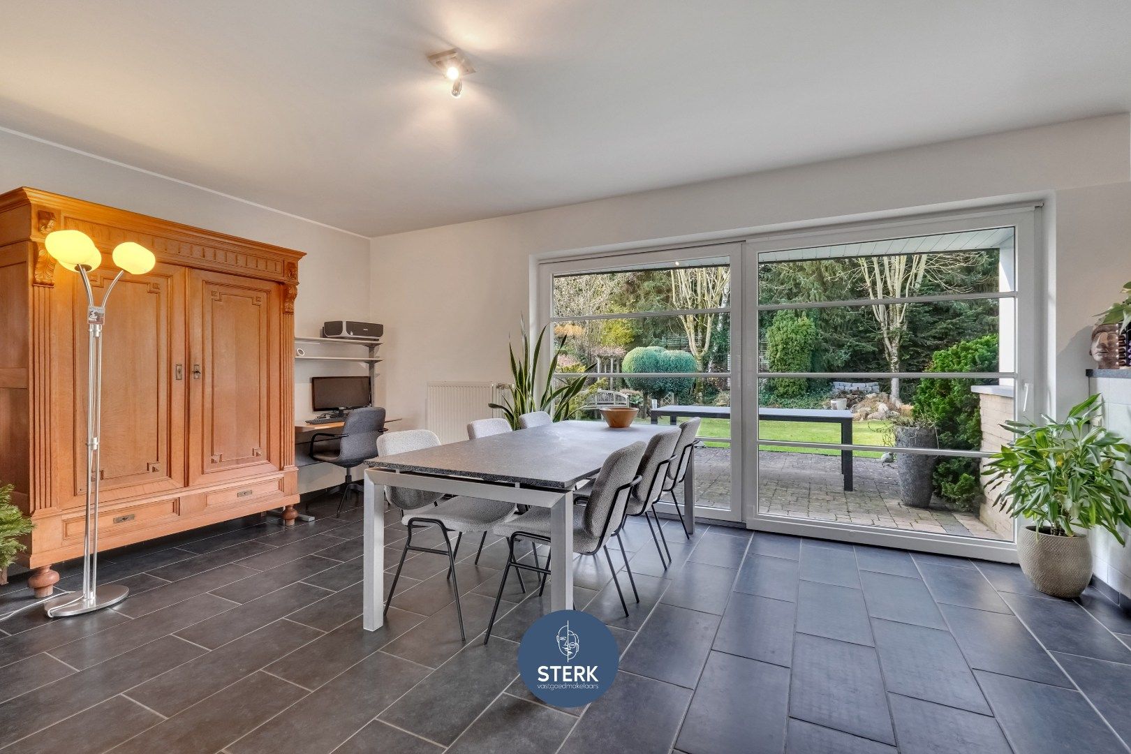 INSTAPKLARE GEZINSWONING OP EEN KINDVRIENDELIJKE LOCATIE TE SMEERMAAS !  foto 8