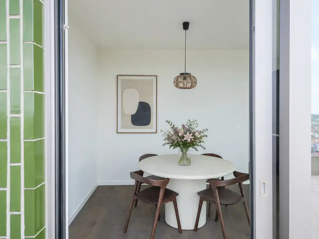 Penthouse met twee volwaardige slaapkamers en een uitzonderlijk terras met panoramisch zicht over Gent en zijn torens. foto 4