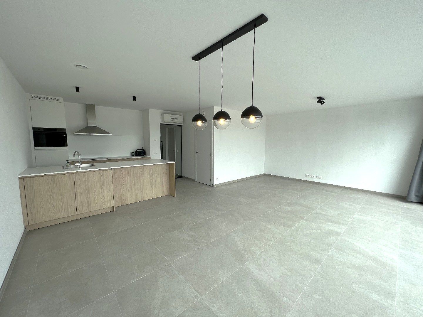 NIEUWBOUW APPARTEMENT MET 2 SLAAPKAMERS, TERRAS EN CARPORT IN IEPER foto 10
