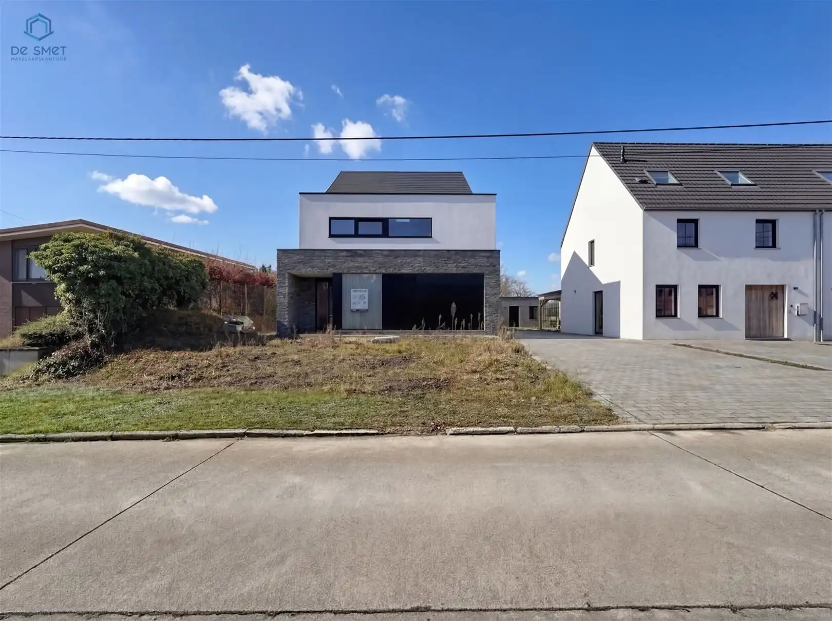 CASCO NIEUWBOUWWONING MET 4 SLAAPKAMERS EN INPANDIGE GARAGE TE EVERBEEK foto {{pictureIndex}}
