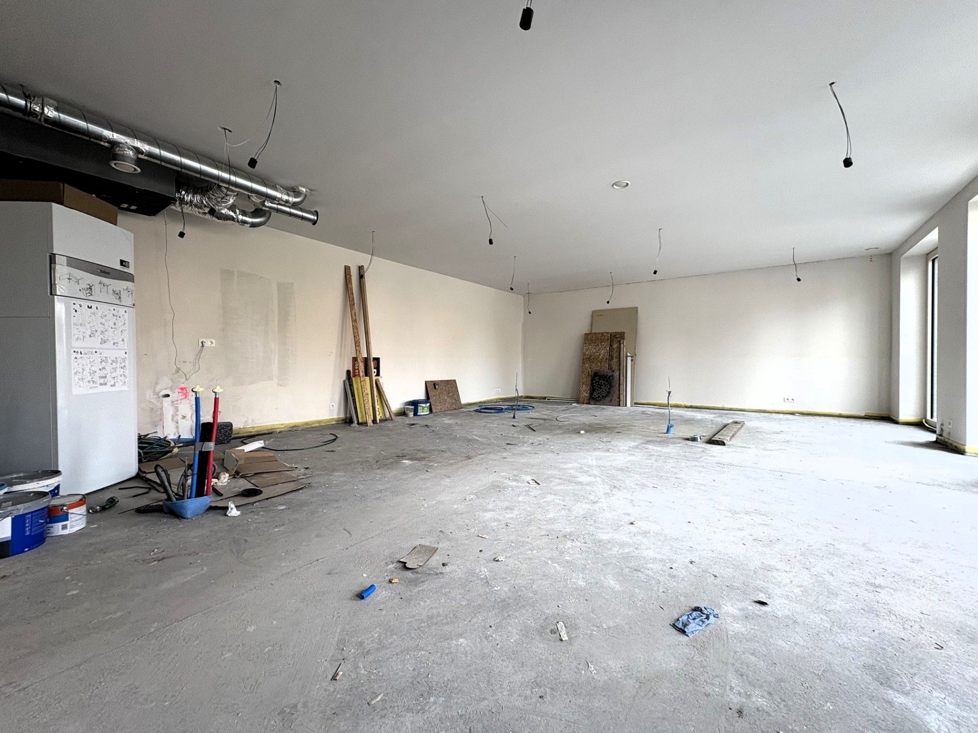 Uitstekend gelegen handelspand van 75 m² foto 4