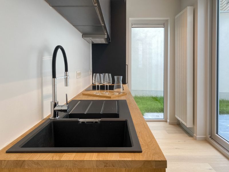 Gerenoveerde woning op uitstekende ligging! foto 10