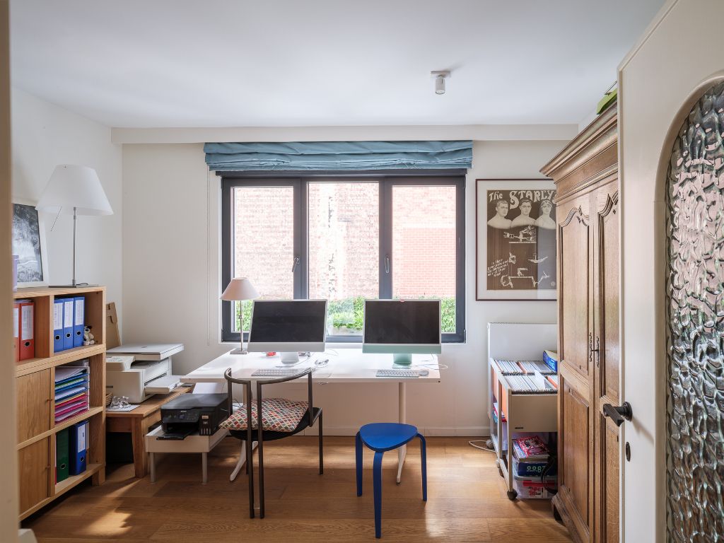 Omgeving Sint-Pietersstation. Ruim 2 slaapkamer appartement met aangenaam terras en zicht op groen, zowel aan de voor- als achterzijde foto 12