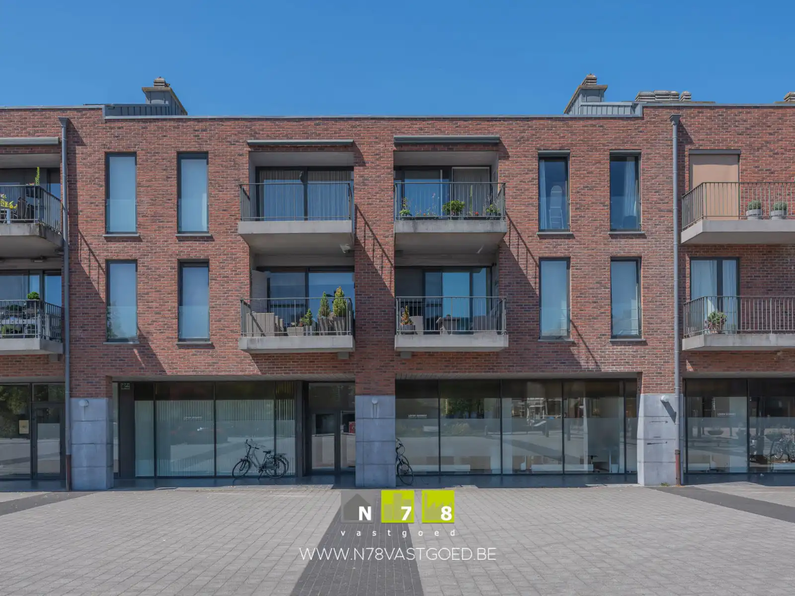 Appartement te koop foto {{pictureIndex}}