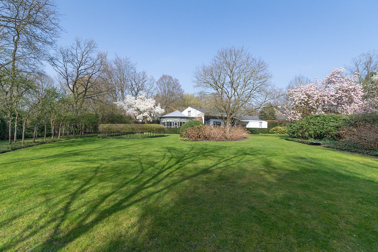 Ruime en exclusieve villa met 5 slaapkamers op perceel van 40 are foto 24