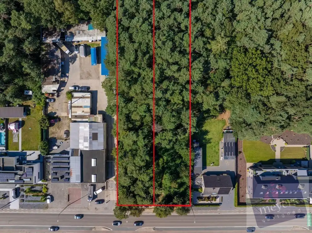 Exclusieve bouwgrond van 19a78ca op topligging in Houthalen-Helchteren foto {{pictureIndex}}