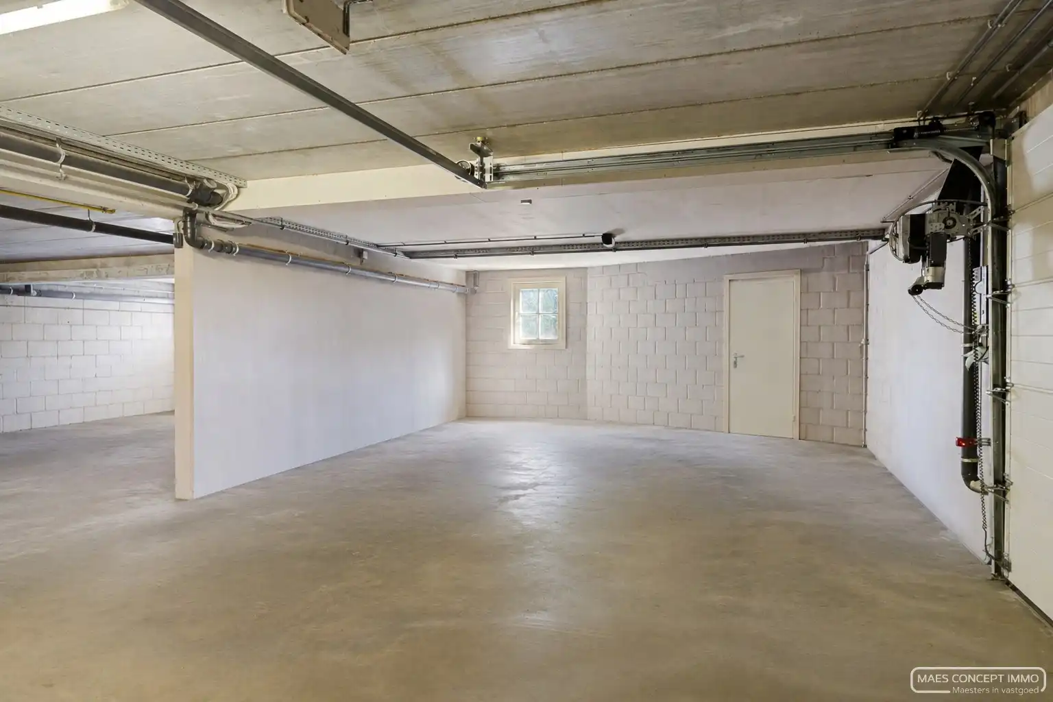 Woning te koop in centrum Tiegem foto 11