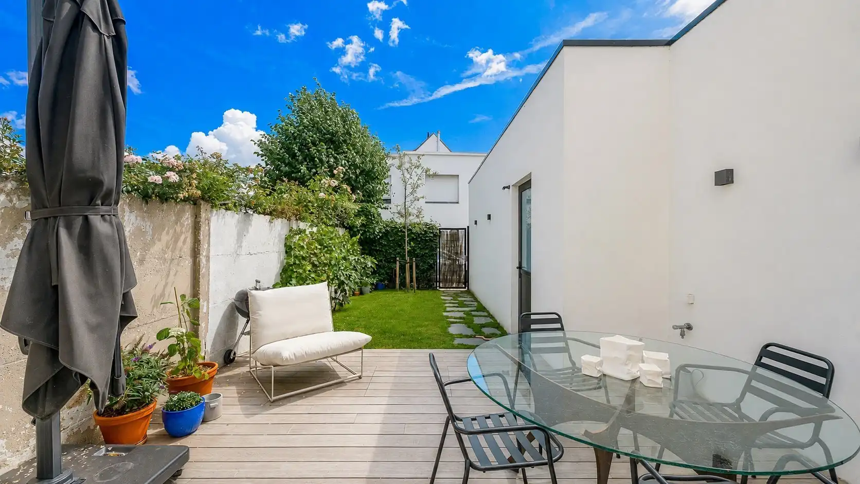 Compleet vernieuwd huis met garage te Oud Knokke foto 9