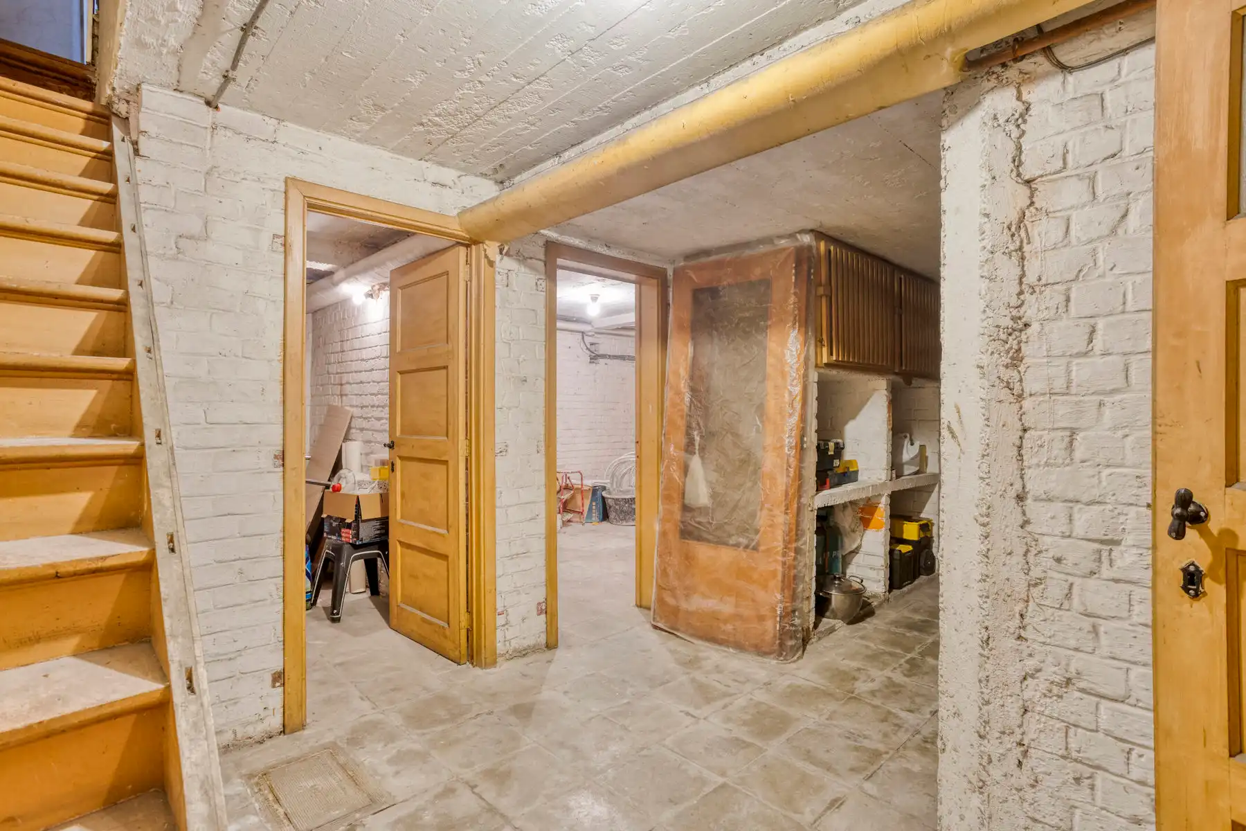 Woning met 7 slaapkamers, 2 badkamers, tuin & garage foto 25