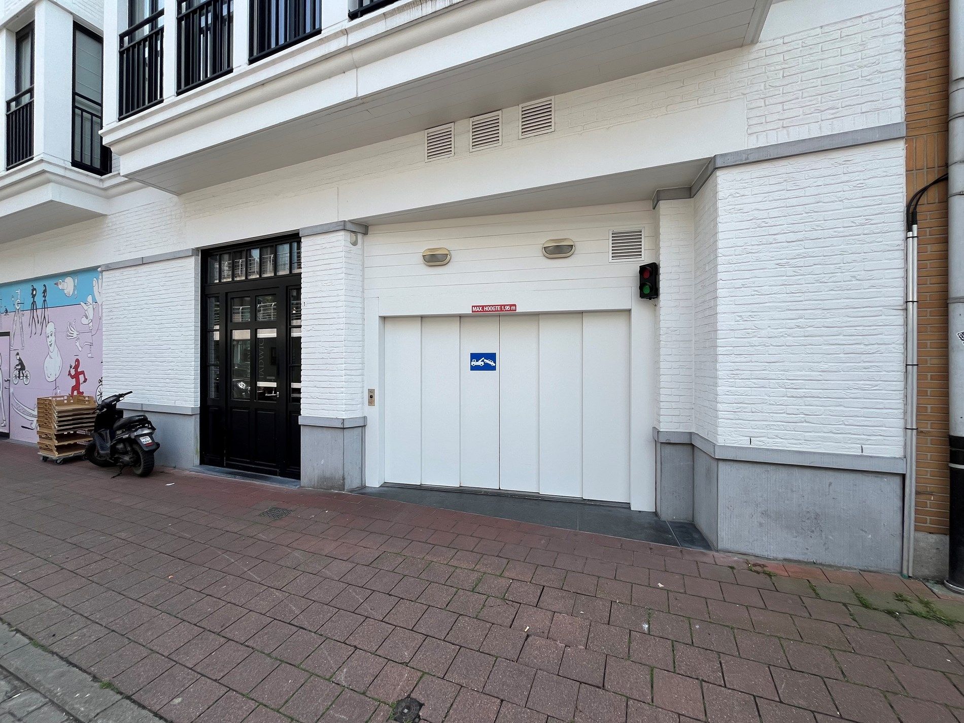 Goed gelegen autostaanplaatsen nabij Lippenslaan  foto 7