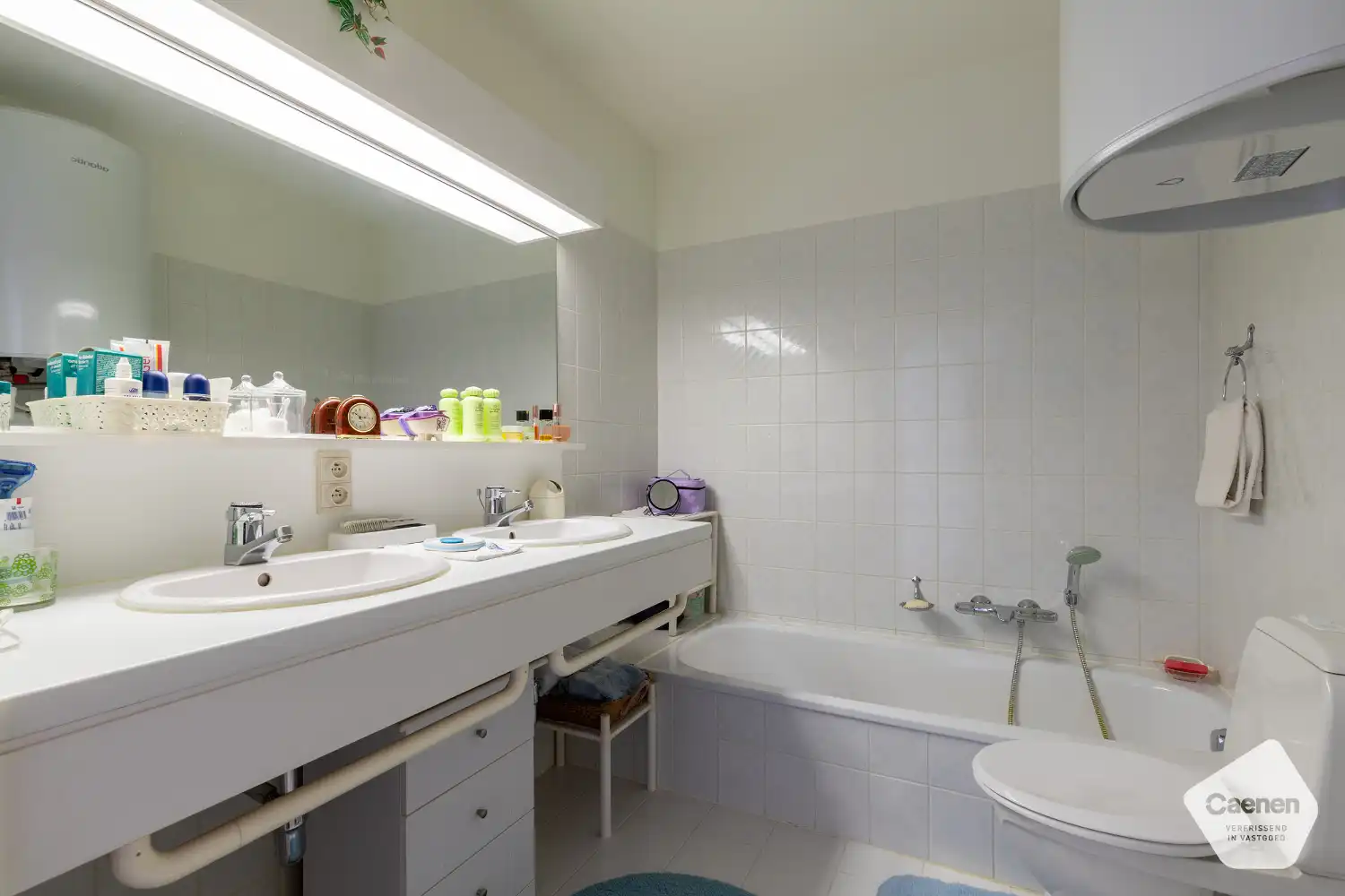 Ruim, zuid-west gericht appartement met zicht op de duinen foto 8