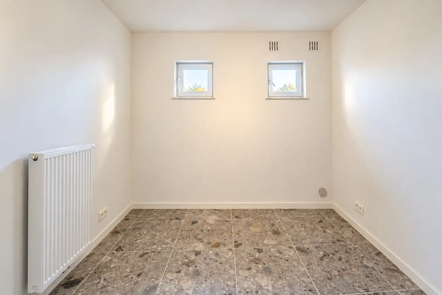 Gerenoveerd 2-slaapkamerappartement met uitzicht op Sint-Baafskathedraal foto 16