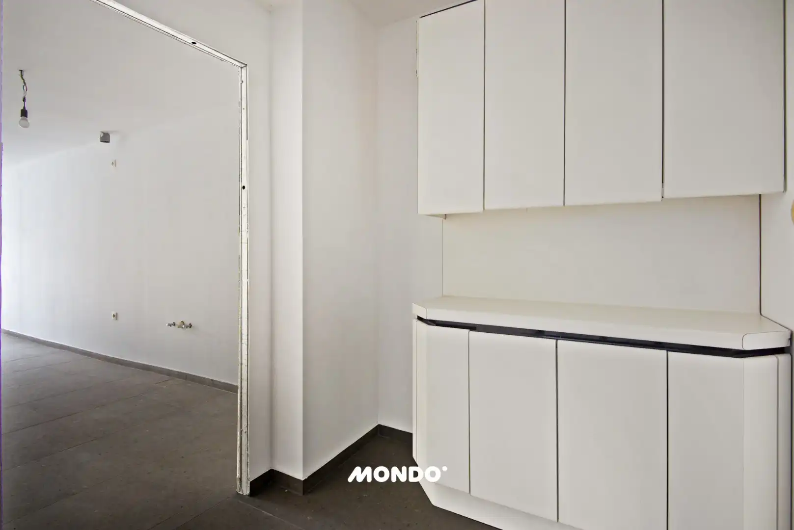 Commercieel gelegen opbrengsteigendom met handelsgelijkvloers, appartement en studio in het centrum van Willebroek! foto 19