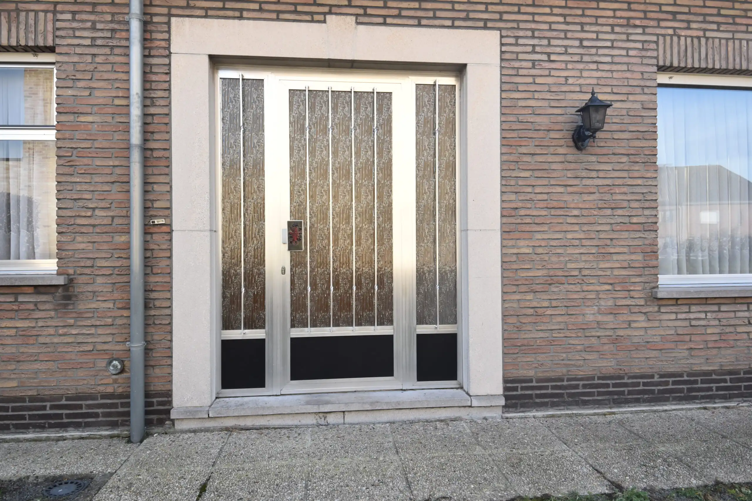 Landelijk gelegen bungalow met 3 slaapkamers en open zicht foto 5