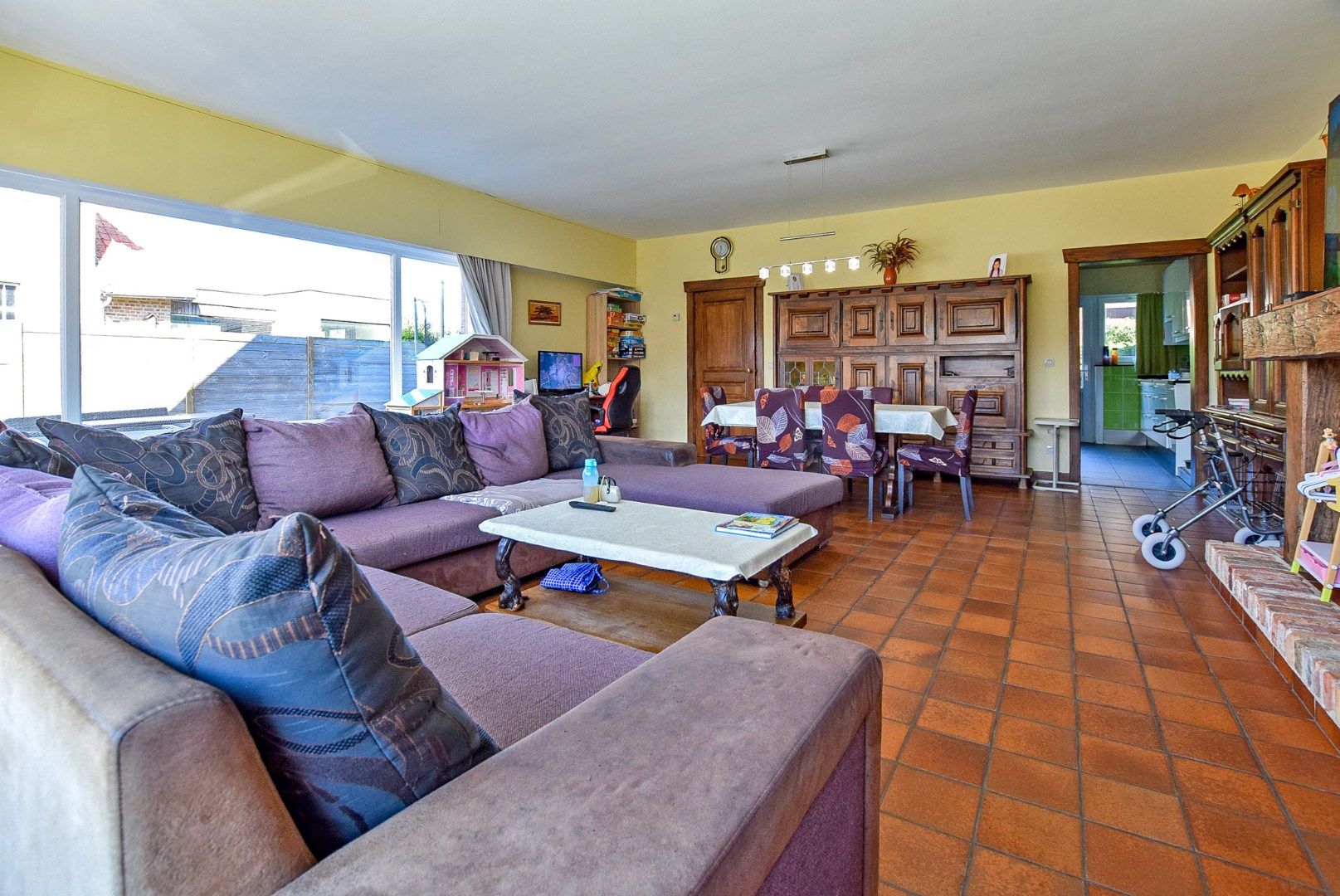 Ruime koppelvilla met 4 slaapkamers en dubbele garage te koksijde-Bad op amper 700m van het strand.  foto 2