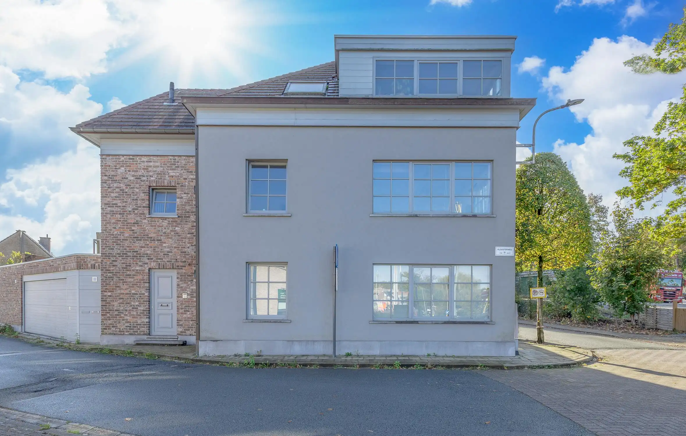 Gelijkvloers appartement met 2 slaapkamers foto 2