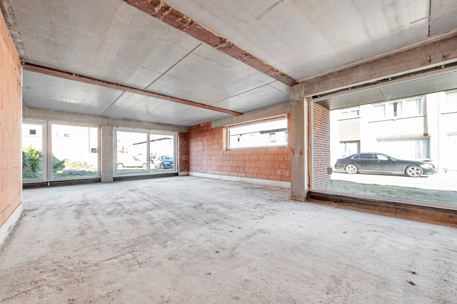 Ruime nieuwbouwwoning foto 10
