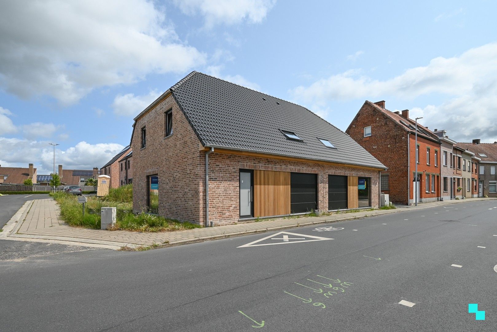 ()=>{if(producerUpdateValueVersion(node),producerAccessed(node),node.value===ERRORED)throw node.error;return node.value} Sint-Eloois-Winkelstraat 47-49 - 8880 Ledegem