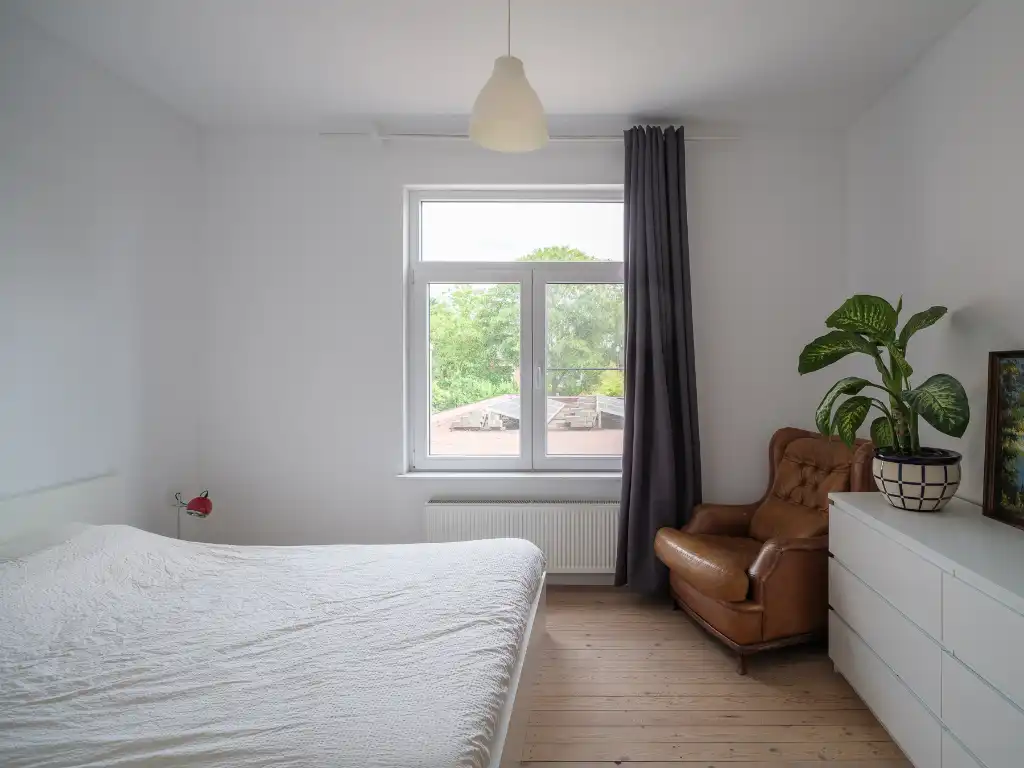 Instapklare gezinswoning met 4 slaapkamers op een groen perceel nabij Gent. foto 9