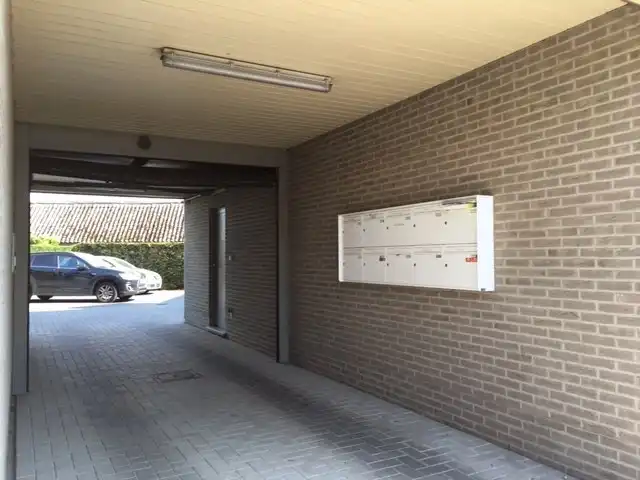 Super gezellig appartement met 2 slk, terras en autostaanplaats foto 14