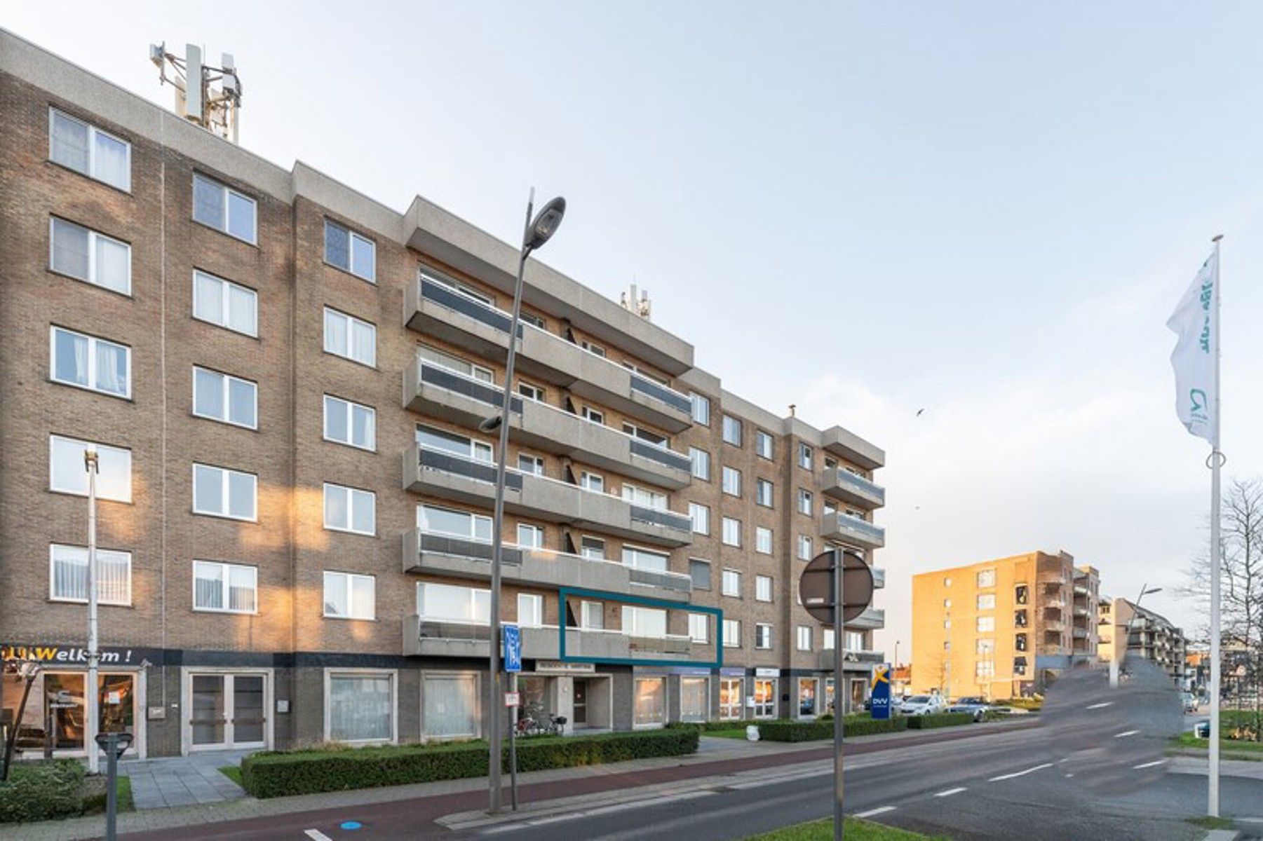 1-slaapkamer appartement met parkeerplaats in Roeselare foto 2
