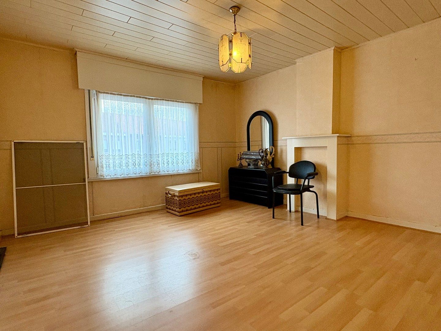 Woning dichtbij centrum Kuurne met parkeerplaats, gezellige tuin. foto 11