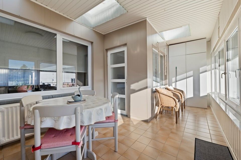 CHARMANTE, INSTAPKLARE WONING MET 3 SLAAPKAMERS, GROTE ZOLDER EN GEEZELLIGE BUITENRUIMTE foto 19