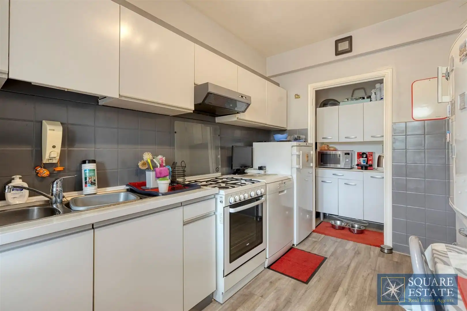 Appartementsgebouw foto 5