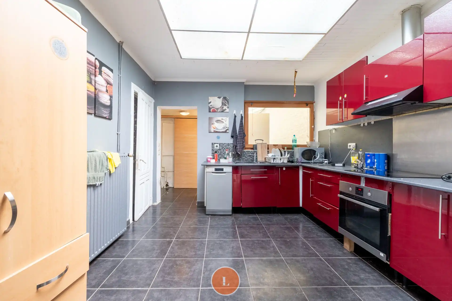 Te renoveren woning met 4 slaapkamers, stadstuin in doodlopende straat foto 3