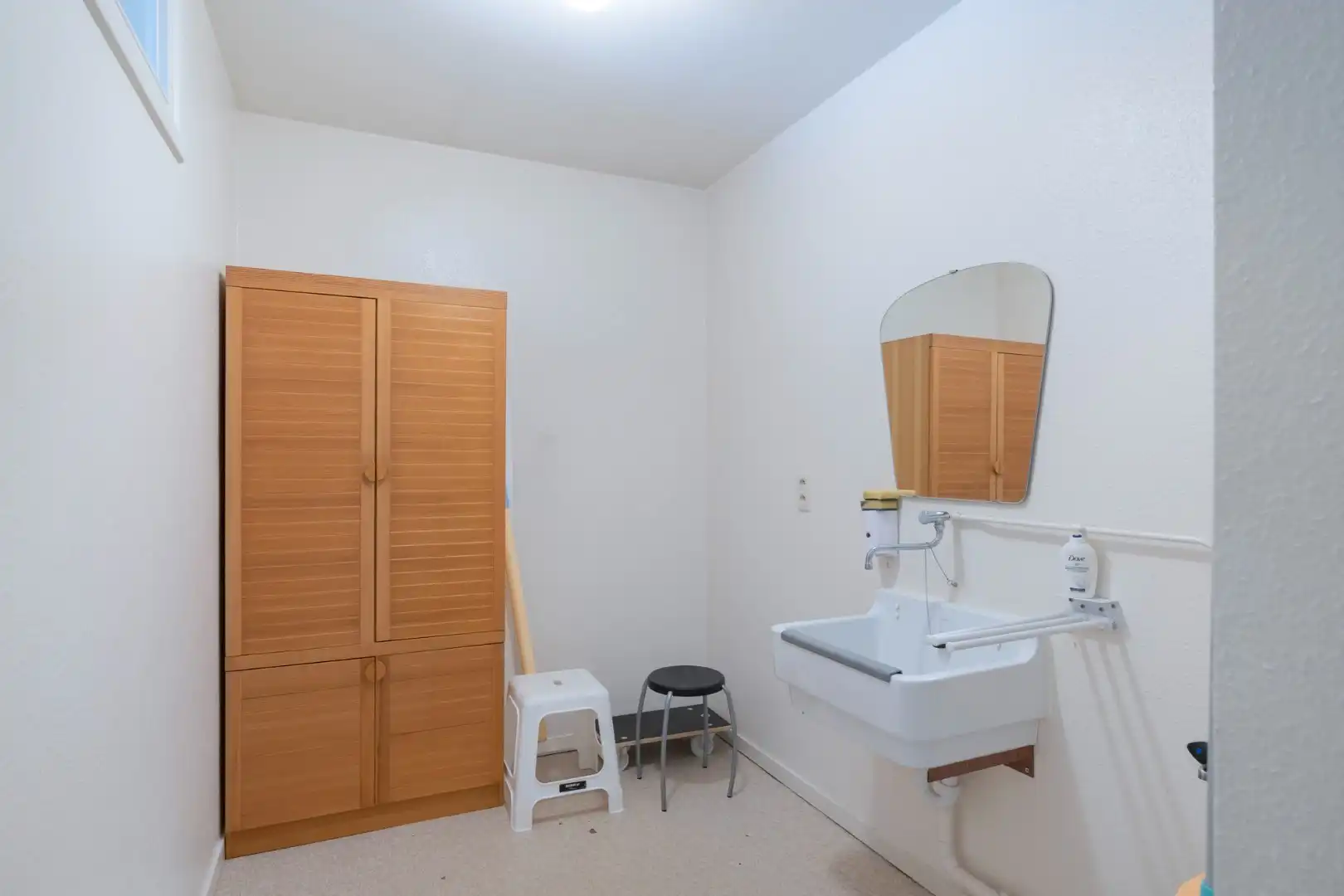 Ruim appartement op de 3° verdieping in hartje Hoeselt, met 3 slaapkamers, garage en prachtig terras met panoramisch uitzicht.  foto 26