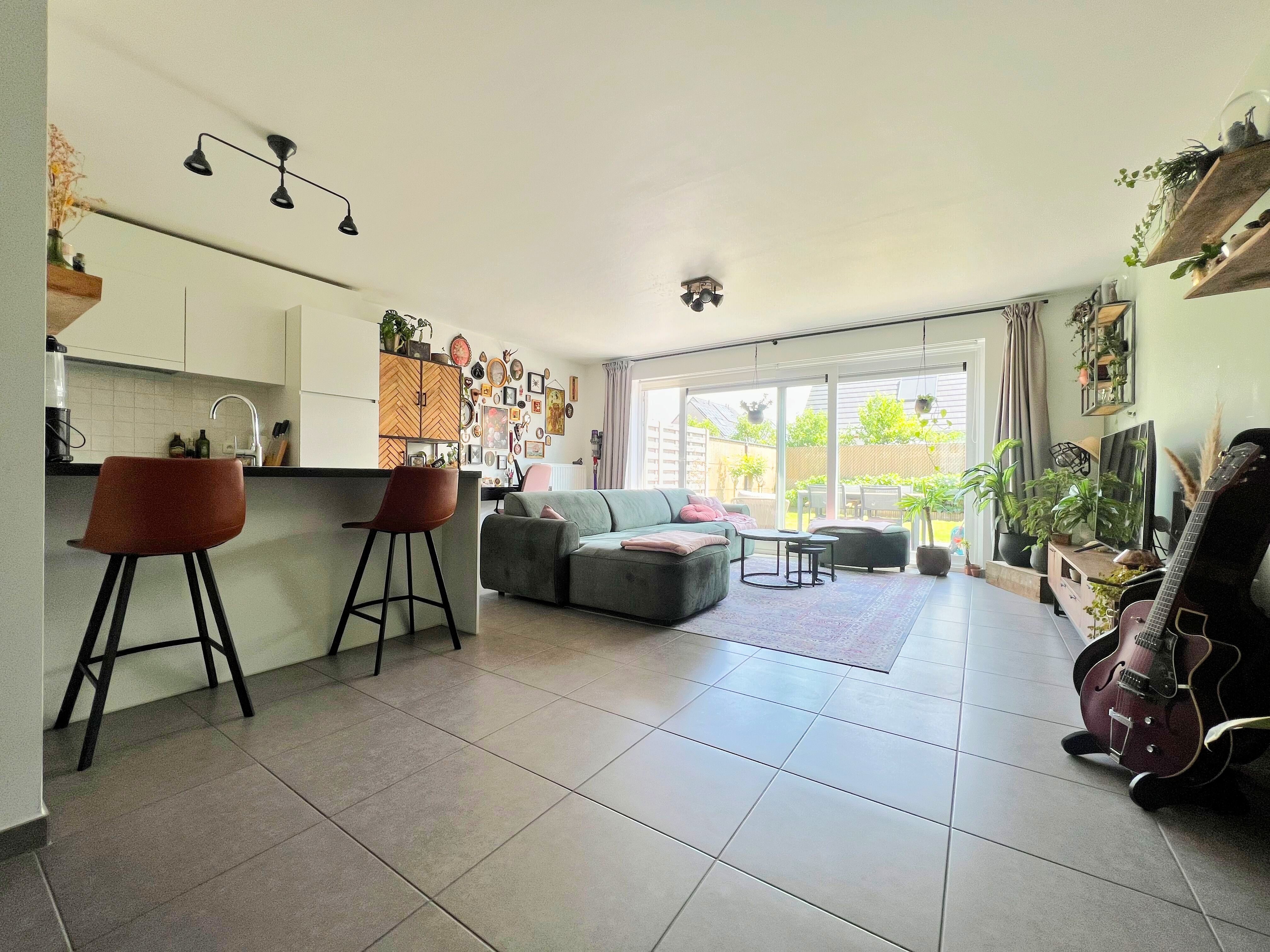 Prachtige, energiezuinige woning (4 slpk)+ zonnige tuin foto 3