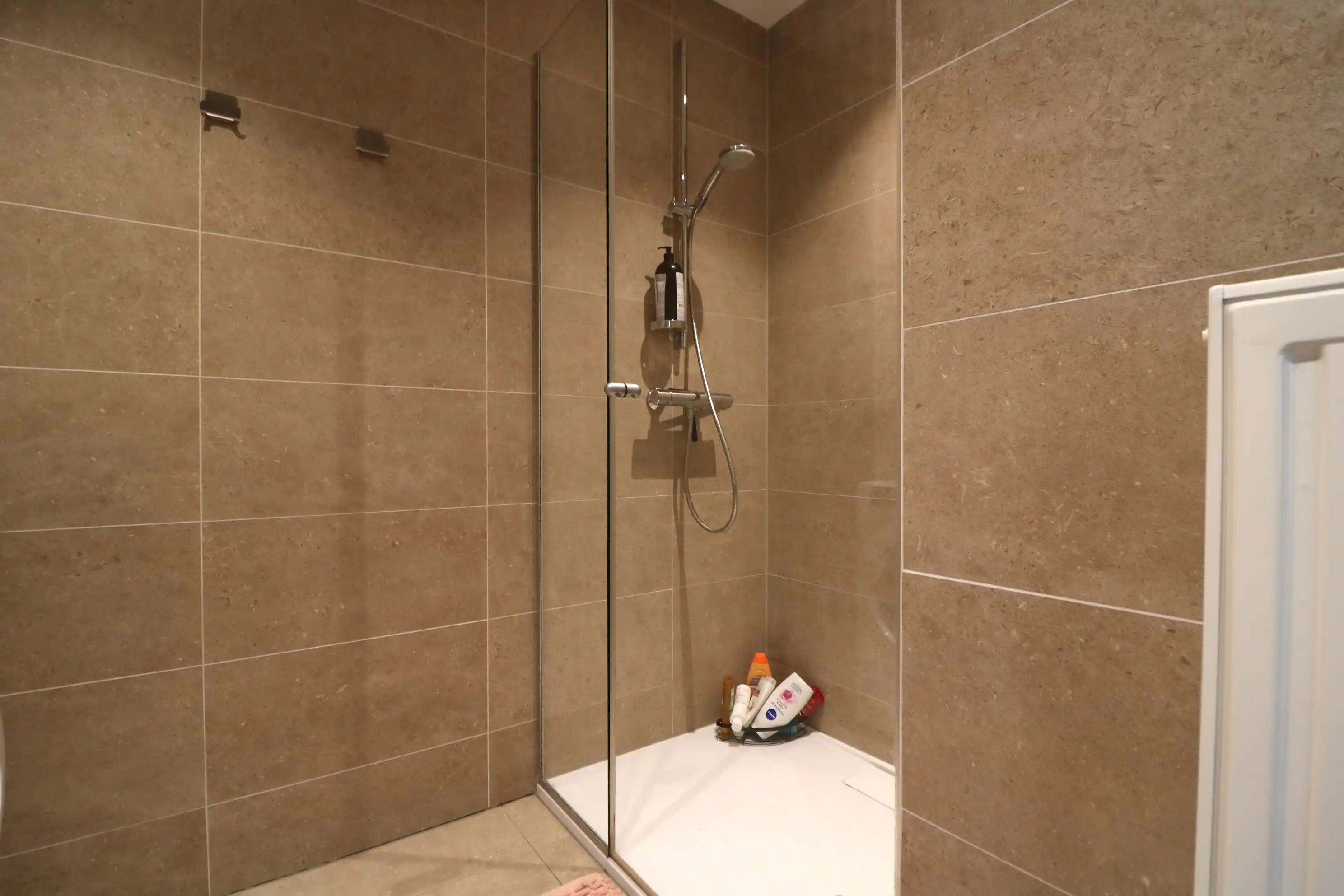 Instapklaar appartement met 2 slaapkamers en zicht op de jachthaven.  foto 5