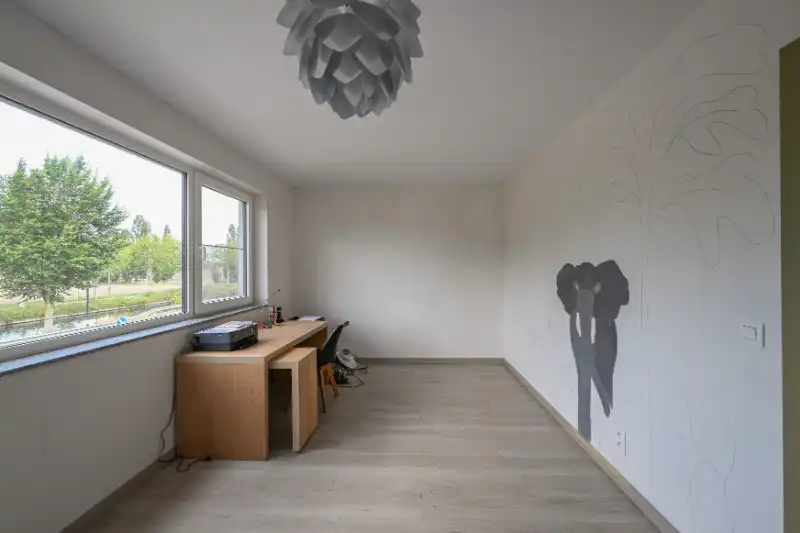 RECENTE ENERGIEZUINIGE RIJWONING MET 3 SLAAPKAMERS AAN DE VAART - FORT 9 foto 18