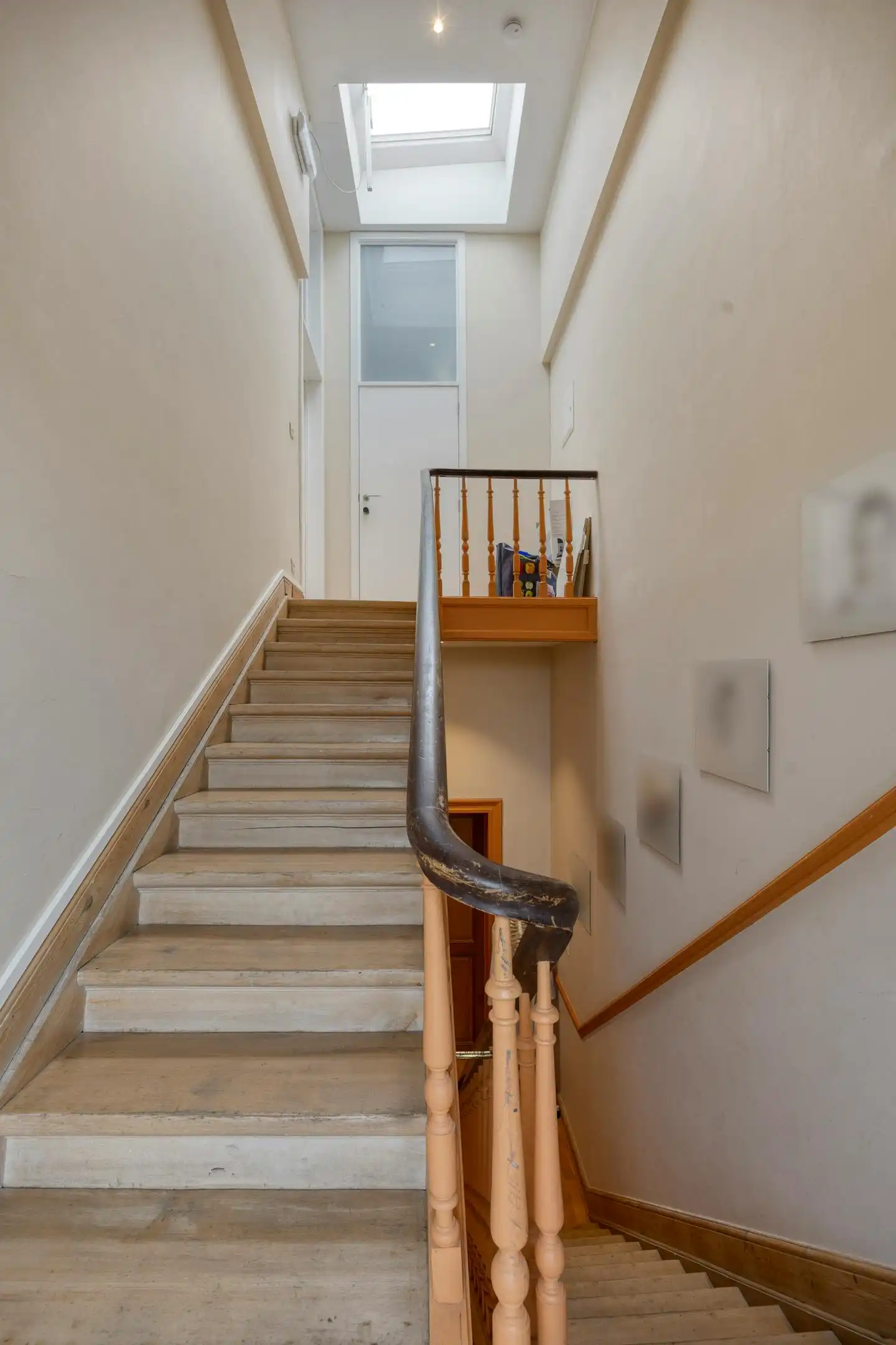 Op te frissen herenhuis met 7 slaapkamers en stadstuin. foto 57