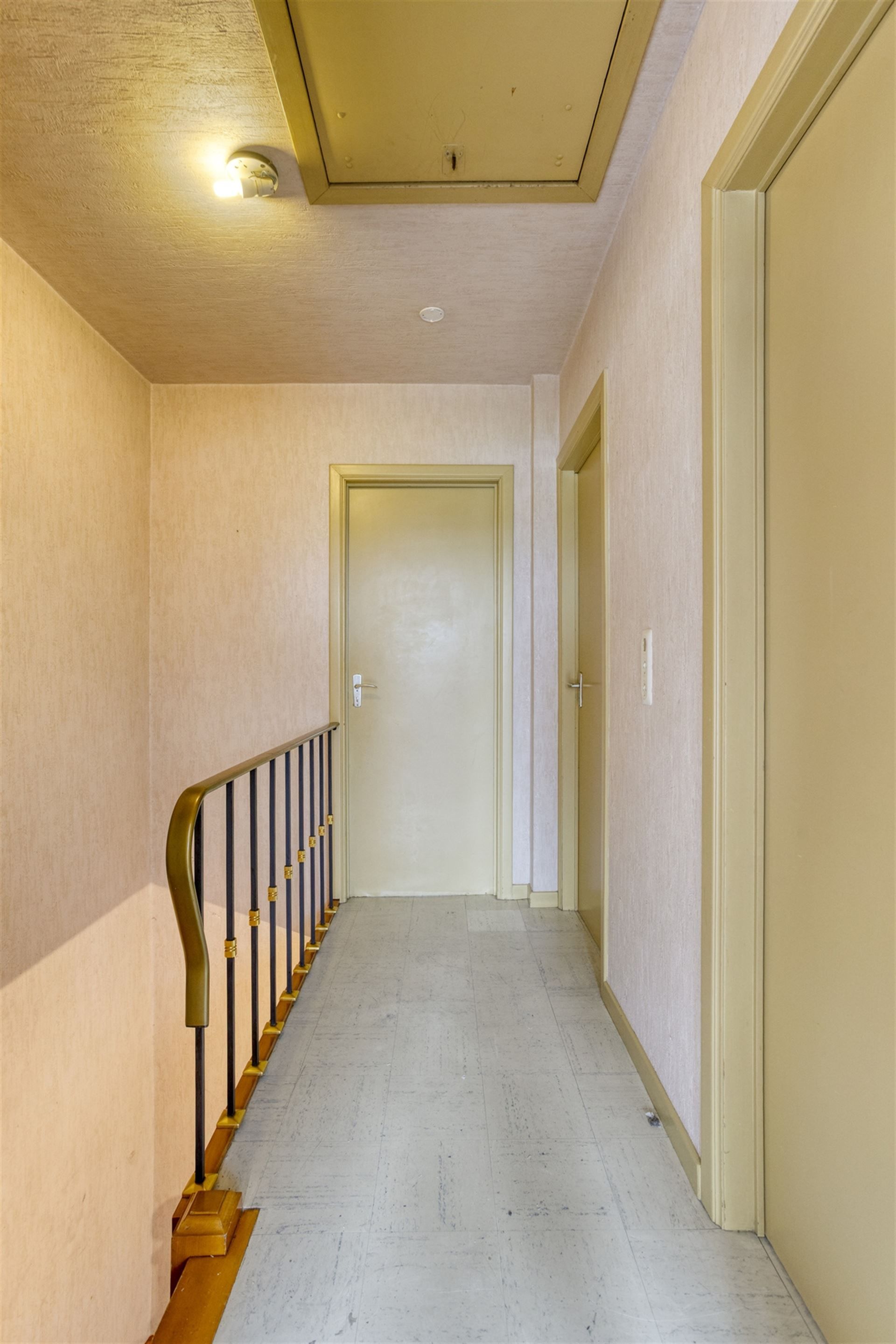 Appartementsgebouw foto 10