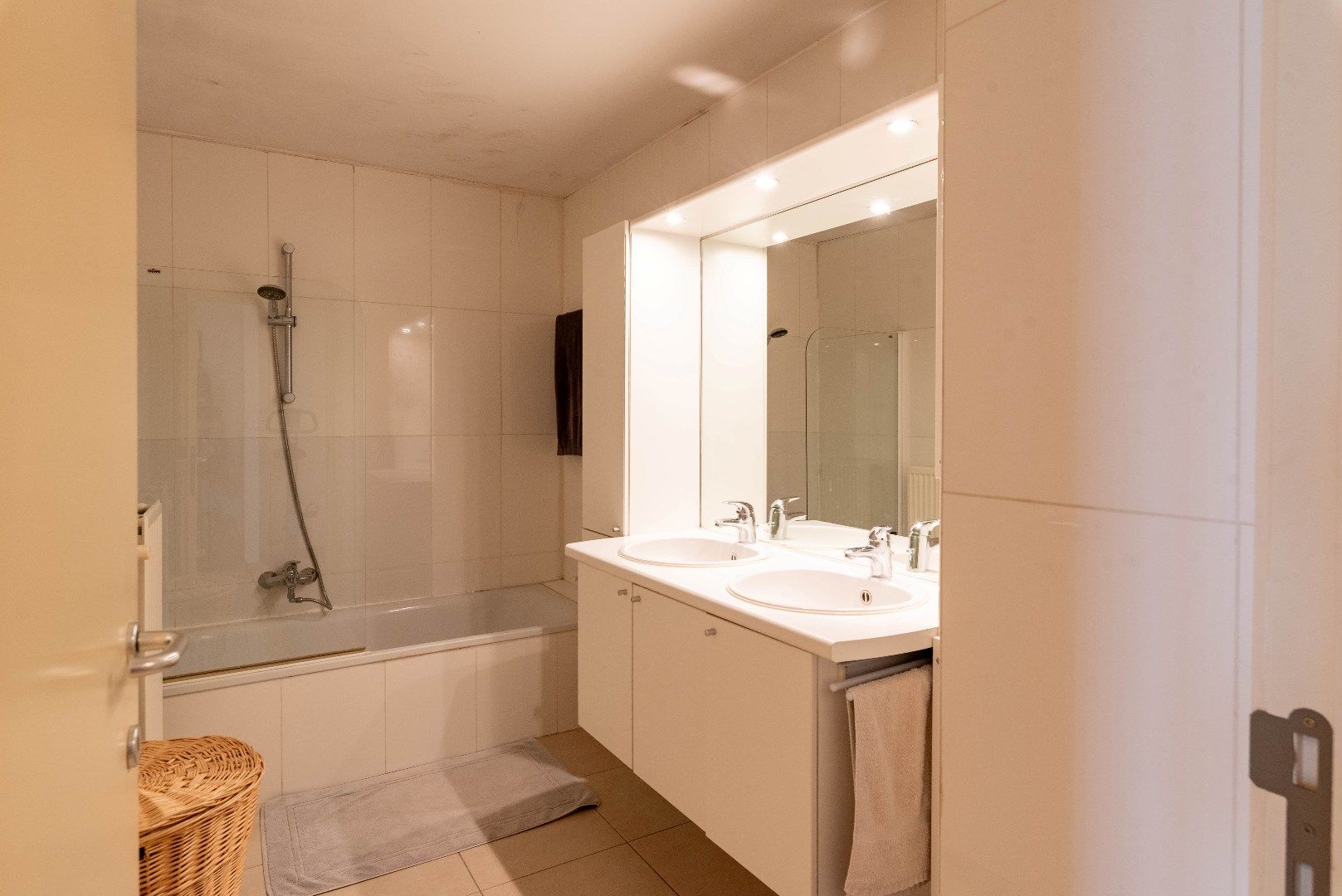 Ruim 2 slk appartement aan het Zuidpark foto 10