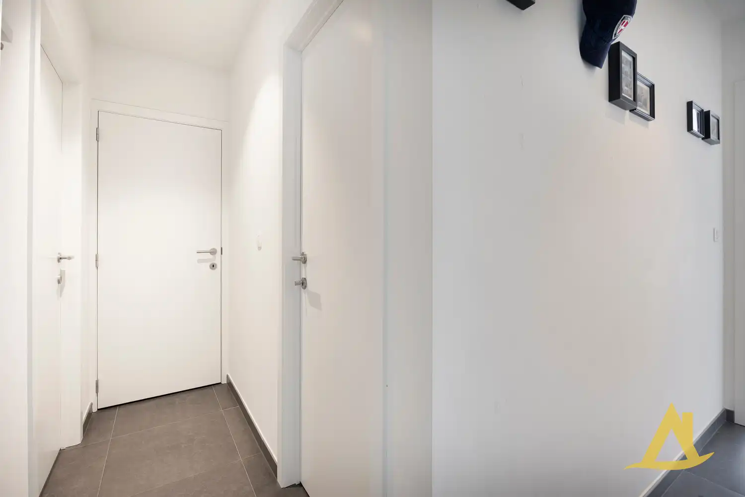 ENERGIEZUINIG APPARTEMENT MET AUTOSTAANPLAATS TE DIEST! foto 15
