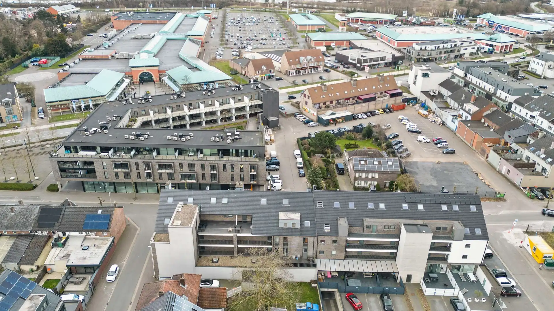MODERN, ENERGIEZUINIG DUPLEX APPARTEMENT MET 4 SLAAPKAMERS IN MAASMECHELEN foto 24