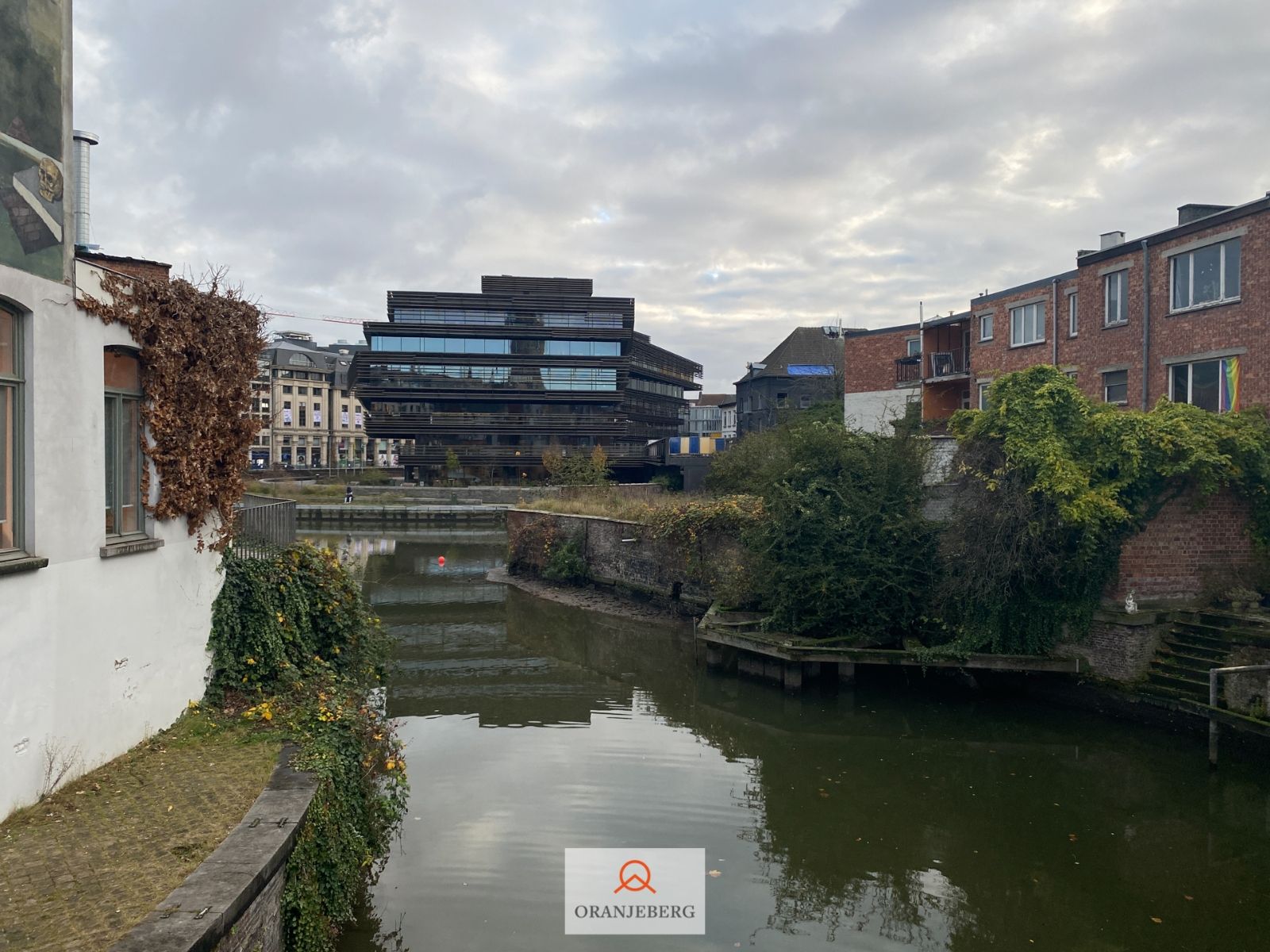 Duplex in hartje Gent met uitzicht op Krook en Laurentplein foto 11