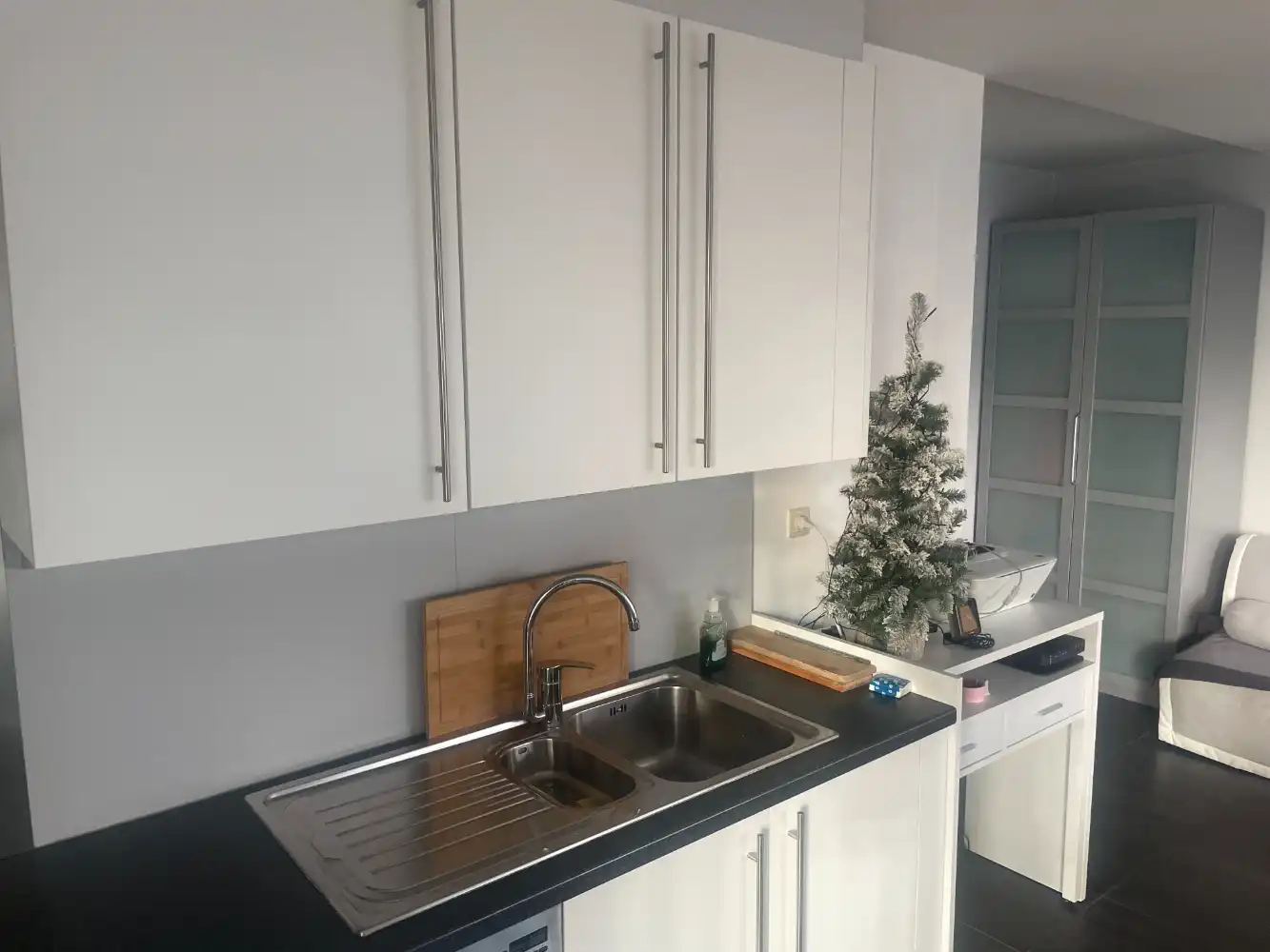 Penthouse op steenworp van het strand met panoramisch zicht foto 24