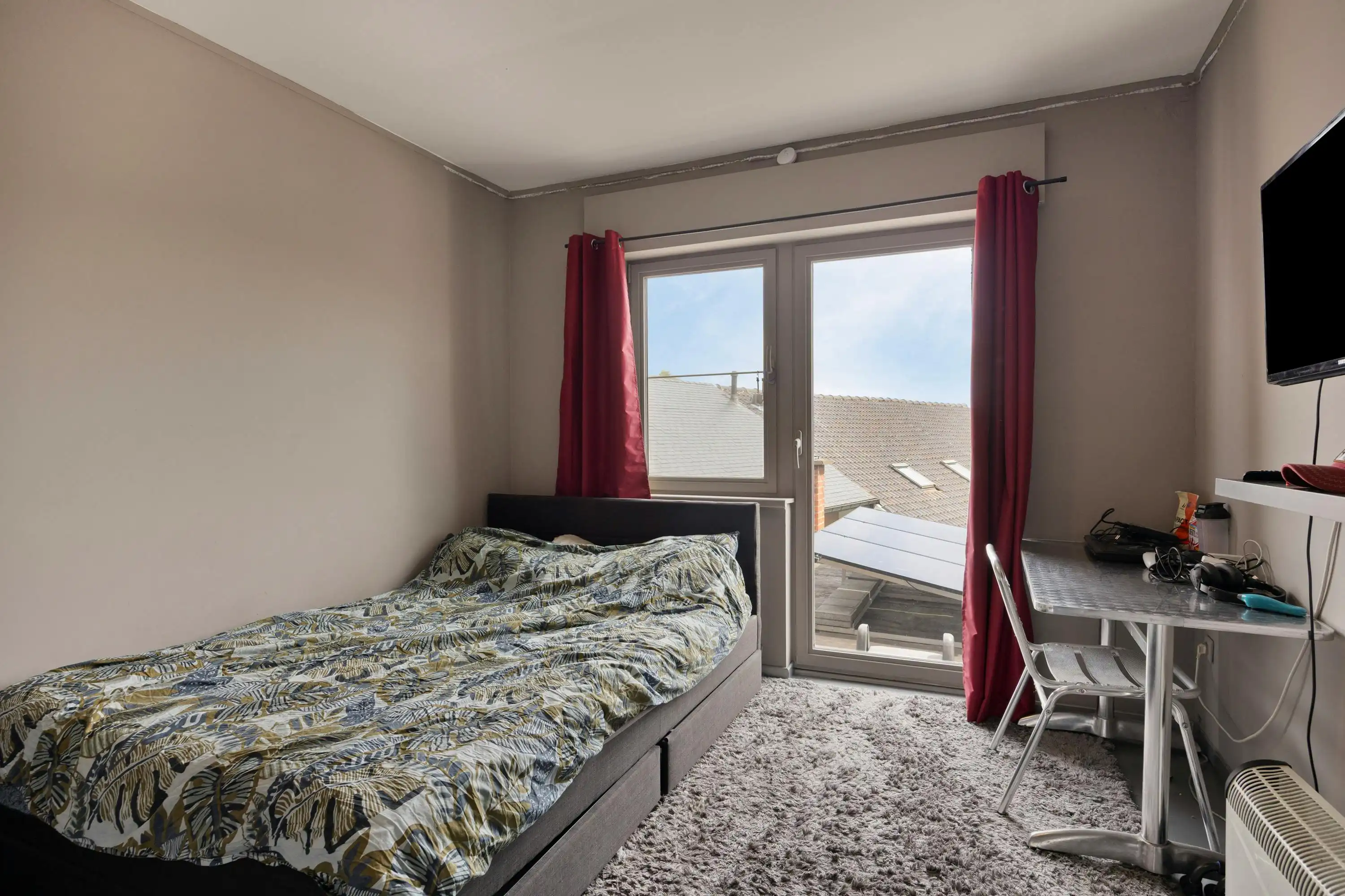 Handelsgelijkvloers met appartement op de markt in Ternat foto 17