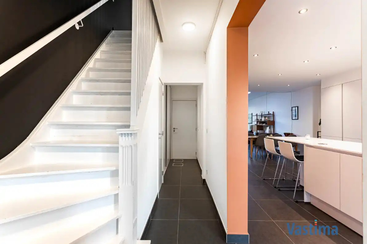 Instapklare, lichtrijke én gerenoveerde gezinswoning foto 15