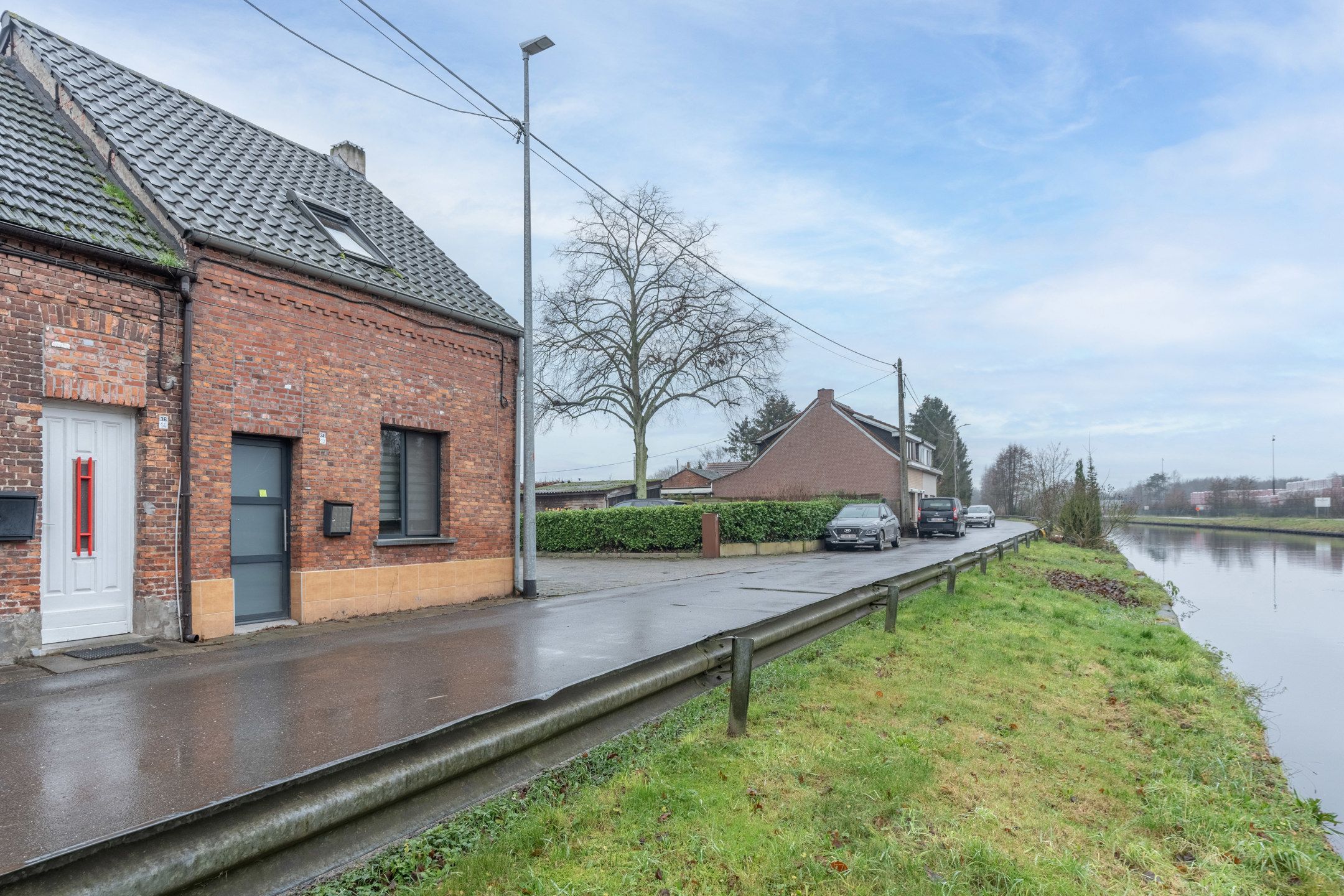 Gerenoveerde instapklare woning op rustige locatie te Beerse foto 2
