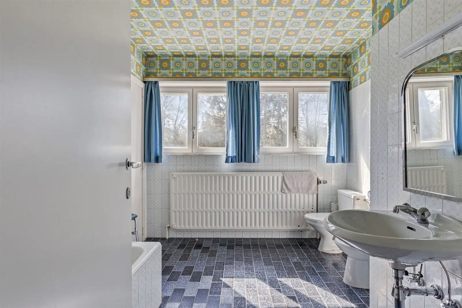 Charmante villa bij het bos van Strihoux foto 19